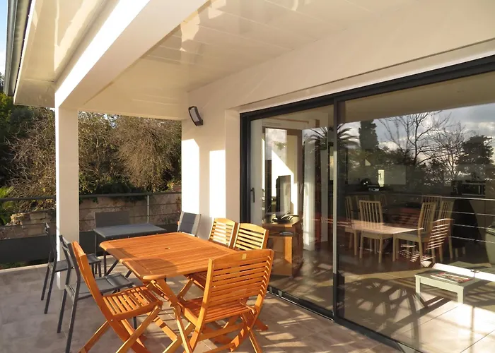 4 Pièces Pour 6 Pers. Avec Wifi Et 2 Parkings à - Fr-1-338-597 Villa Sète